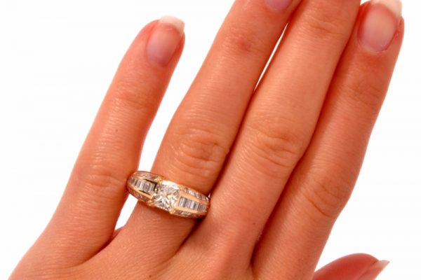 Princess cut engagement rings