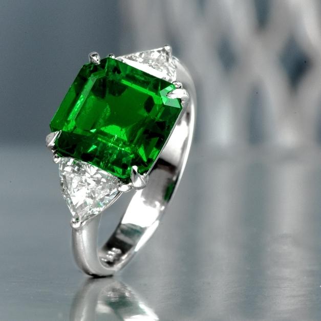 Ondeugd bedelaar Vermeend The World of Vintage Colored Gemstone Engagement Rings - Dover Jewelry Blog