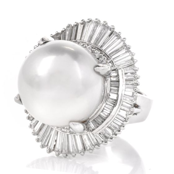 Estate South-Sea Pearl Platinum baguette diamond cocktail Ring