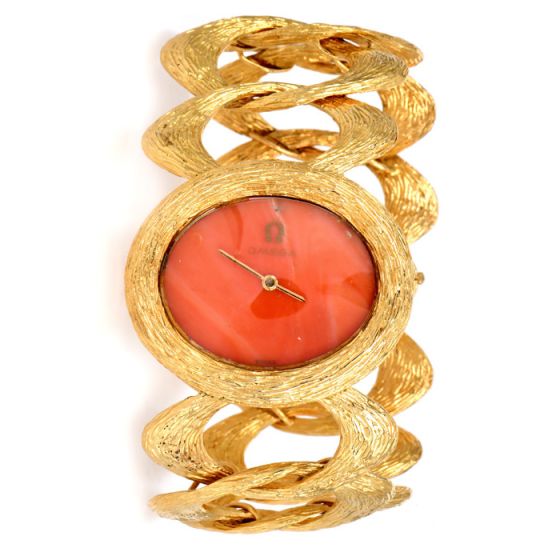 Vintage Omega Coral Roy King 18K Textured Link Watch 