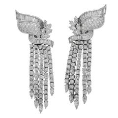 Vintage 16.72 carat Diamond Platinum Chandelier Dangle Clip Earrings