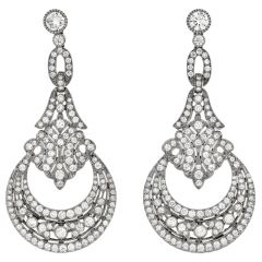 Deco Design Spectacular Diamond Platinum Dangle Drop Earrings 
