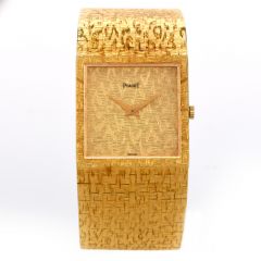 Vintage Piaget Ref. 935A68 18K Yellow Gold Textured Watch