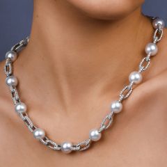 Estate 22.00 carats Diamond Southsea Pearl 18K Gold  Link Necklace