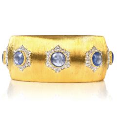 Buccellati Vintage Cabochon Blue Sapphire 18K Gold Cuff Bracelet