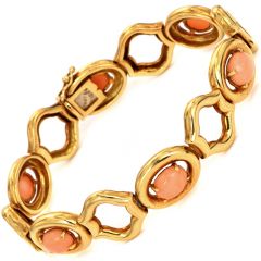 Tiffany & Co. Vintage Pink Coral 18K Yellow Gold Open Oval Link Bracelet