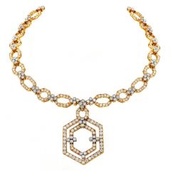 Designer 20.70cts Diamond 18K Yellow Gold Pendant Necklace