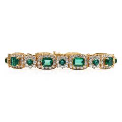 Vintage Diamond Emerald 18K Yellow Gold Flower Halo Link Bracelet
