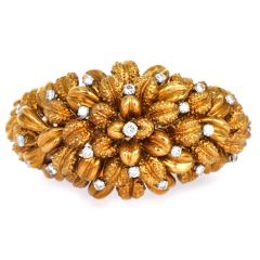 Vintage Retro Diamond 18K Yellow Gold Floral Cluster Textured Bracelet