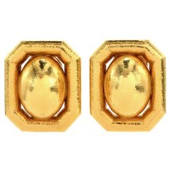 David Webb Chic Hammer finish 18K Yellow Gold Dome Clip On Earrings 