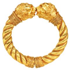 Vintage  Lion’s Head 22K Yellow Gold Cuff Bangle Bracelet