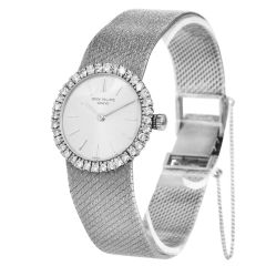 Patek Philippe Vintage 1980s Diamond Dial 18K White Gold Ladies Watch 