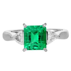 1.92 carats GIA Emerald Diamond Platinum Three Stone Ring 