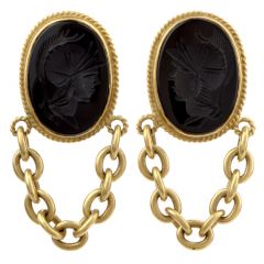 Estate Onyx Roman Soldier 18K Yellow Gold Chain Link Dangle Clip On Earrings