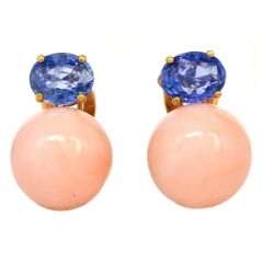 Vintage Blue Sapphire Angel Skin Coral 18K Yellow Gold Clip-On Earrings
