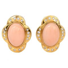 Vintage Retro Diamond Pink Coral 18K Yellow Gold Flower Clip On Earrings