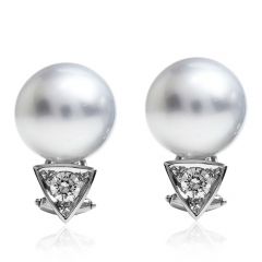  0.45 cts Diamond 12.5 mm Gray South Sea Pearl 18k White Stud Earrings