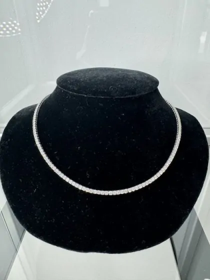 14K Gold 10.60cts Natural Diamond G VS2 Tennis Necklace