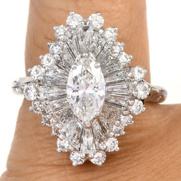 Adjustable shank foxtail ring
