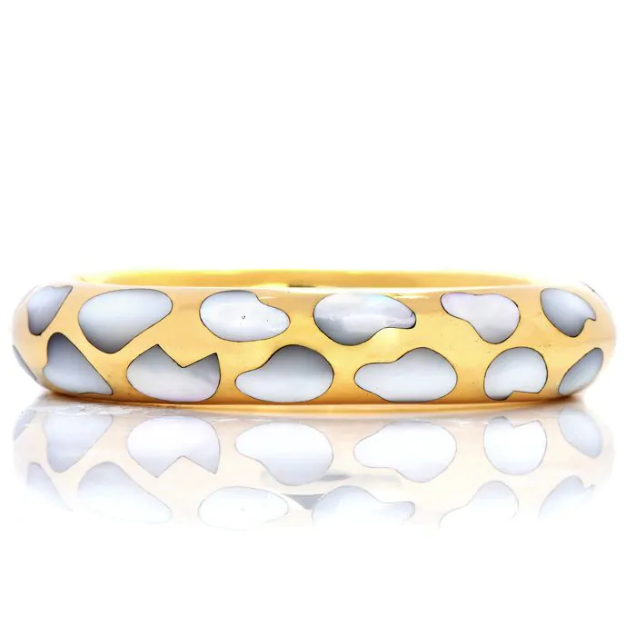 【Mother-of-Pearl×Gold】Tiffany & Co. ゴールド ブレスレット Tiffany T Wire Bracelet in Yellow Gold with Mother-of-pearl
